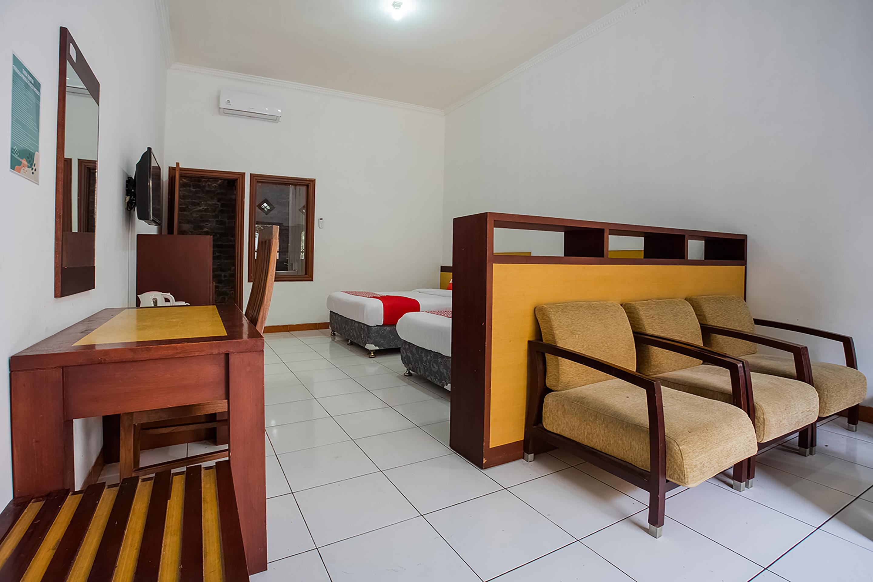 Pandu Prima Guest House Syariah Mitra Reddoorz Бандунг Экстерьер фото